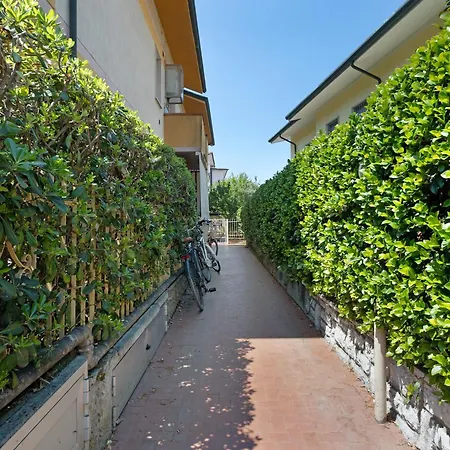 Coral House * Βιαρέτζιο