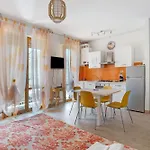 Apartment Coral House