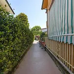 Apartment Coral House *