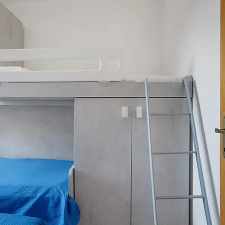 Διαμέρισμα Coral House Βιαρέτζιο