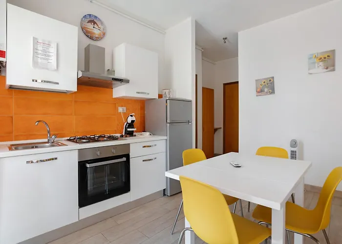 Coral House فياريجيو